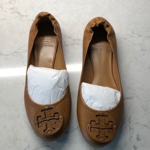 Tory Burch Tan Reva Flat Size 7.5